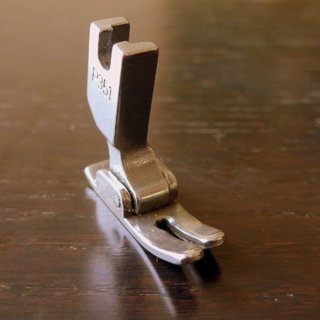 PRESSER FOOT 
Shivek-Technologies
Shivek-tech.co.il
אביזרים ציוד וחלפים למכונות תפירה ולתעשייה